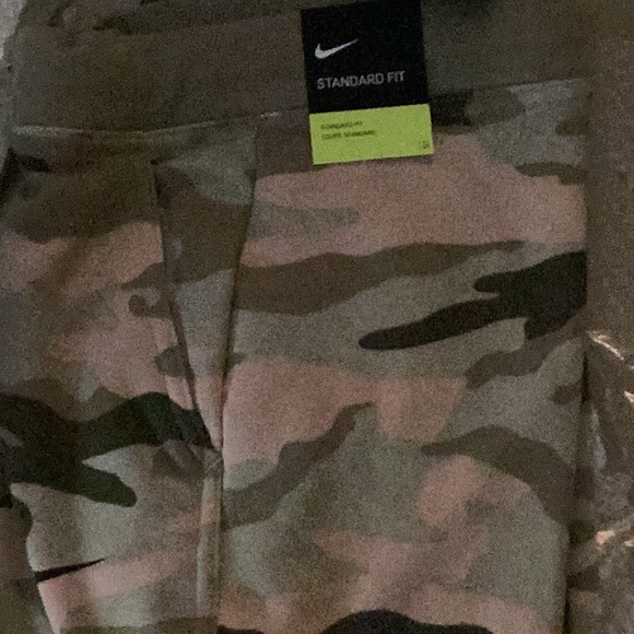 Nike camouflage very stylish for the work out or around the house wear - Picture 2 of 3